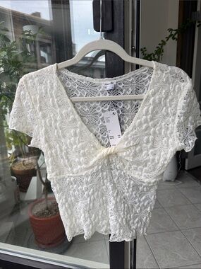 Urban Outfitters Ivory Lace Tie-Front Camisole
